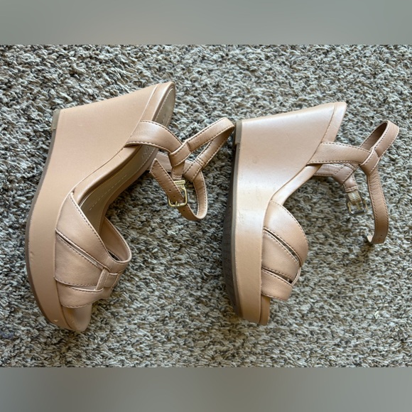 Gianni Bini Women’s Slingback Wedge Shoes size 6 - Picture 9 of 14